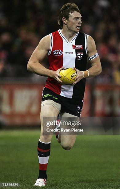 Brendon Goddard of the Saints in action during the round thirteen AFL match between the St Kilda Saints and the Hawthorn Hawks at the Telstra Dome...