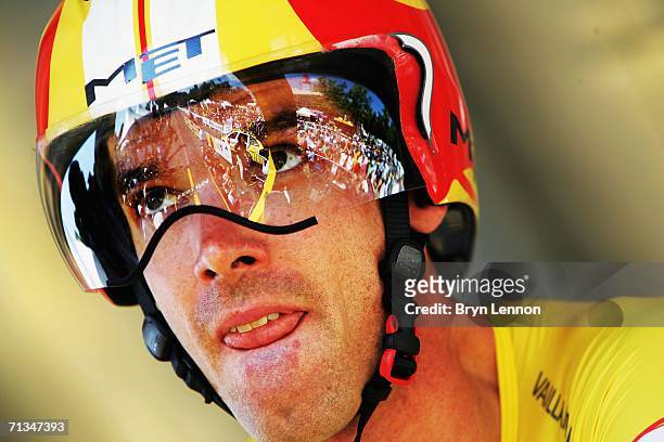 David Millar of Great Britain and Saunier Duval prepares to start the Tour de France Prologue time trial on July 1, 2006 in Strasbourg, France.