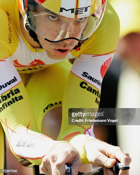 David Millar of Great Britain and the Saunier Duval Team in action during the prologue of the 93st Tour de France on July 1, 2006 in Strasbourg,...