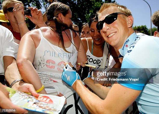 Fabian Wegmann of Germany and Team Gerolsteiner sing a shirt before Stage 1 of the 93rd Tour de France between Strasbourg and Strasbourg on July 2,...