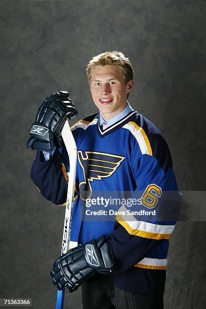 Erik Johnson poses for a portrait backstage at the 2006 NHL Draft held at General Motors Place on June 24, 2006 in Vancouver, Canada.