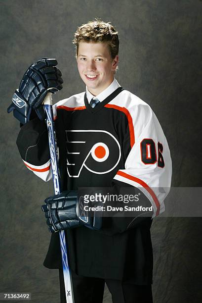 Claude Giroux of the Philadelphia Flyers poses for a portrait backstage at the 2006 NHL Draft held at General Motors Place on June 24, 2006 in...