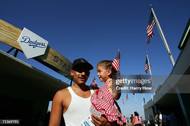 Rosie Rumps 140 Ngeles Stock Photos, High-Res Pictures, and Images - Getty Images