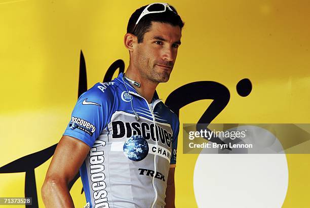George Hincapie of the USA and the Discovery Channel Team signs on at the start of stage 4 of the 93rd Tour de France from Huy to Saint Quentin, on...