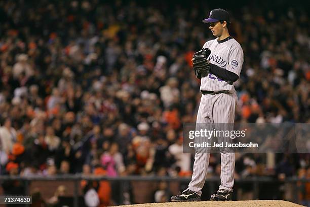 Pitcher Jeff Francis of the Colorado Rockies prepares to pitch against the San Francisco Giants during the MLB game at AT&T Park on May 26, 2006 in...