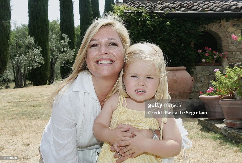 Photocall for Dutch Royal Family on vacation in Italy