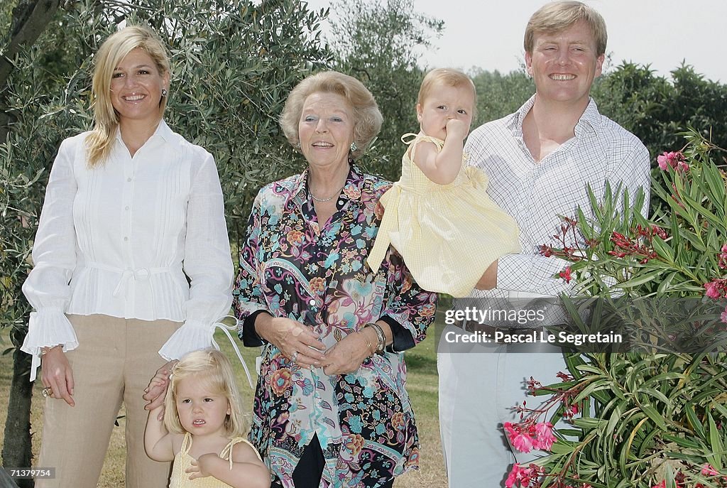 Photocall for Dutch Royal Family on vacation in Italy