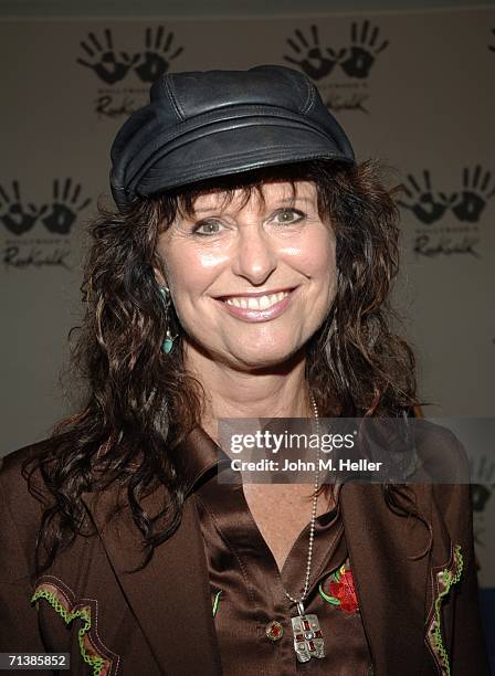 Jessi Colter, wife of the late Waylon Jennings, attends Kris Kristofferson's and her husband's induction into Hollywood's Rockwalk at the Guitar...