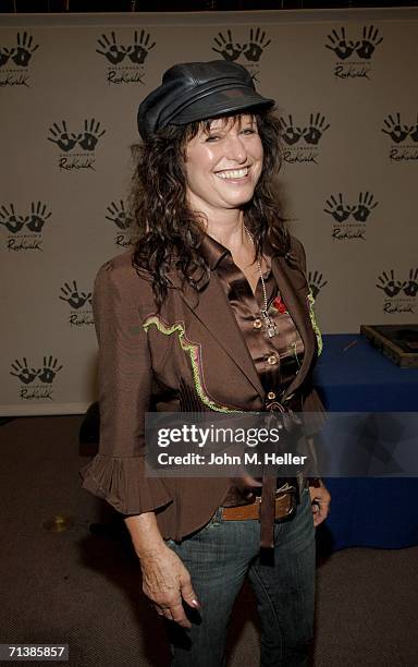 Jessi Colter, wife of the late Waylon Jennings, attends Kris Kristofferson's and her husband's induction into Hollywood's Rockwalk at the Guitar...