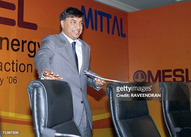 Jul 07, 2006; New Delhi, INDIA; Indian-born steel magnate LAKSHMI