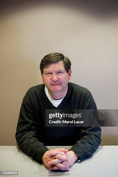 Book Risen 13 Portraits Of Author James Risen Stock Photos, High-Res Pictures, and ...