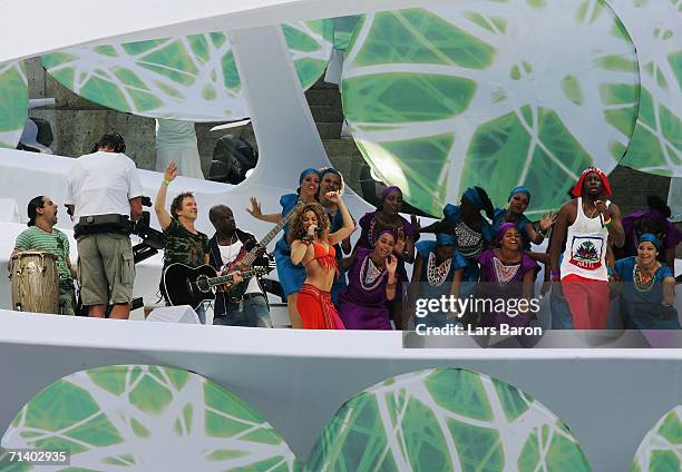 Shakira World Cup Photos and Premium High Res Pictures - Getty Images