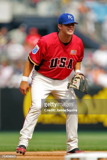 Alex Gordon of the U.S.A. Team fields against the World Team during the XM Satellite Radio All-Star Futures Game at PNC Park on July 9, 2006 in...
