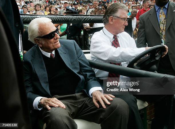 Evangelist Billy Graham arrives to give the final message of the Metro Maryland 2006 Festival July 9, 2006 at Oriole Park at Camden Yards in...