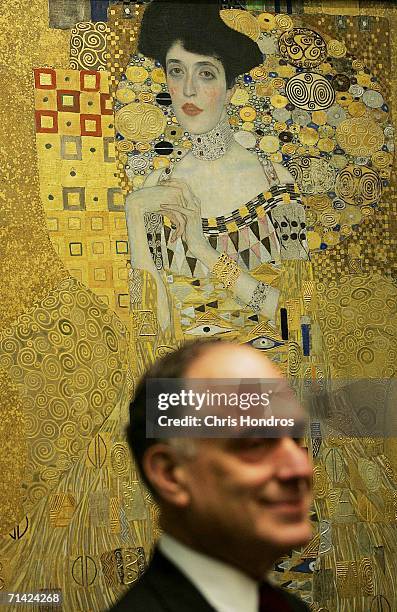 Cosmetics magnate Ronald Lauder stands in front of the painting "Adele Bloch-Bauer I" by Gustav Klimt at the Neue Galerie Museum July 12, 2006 in New...