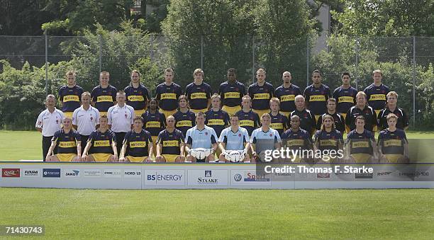 The team of Eintracht Braunschweig Lars Fuchs, Finn Holsing, Dennis Weiland, Rene Wagner, Tobias Schweinsteiger, Samuel Koejoe, Dennis Brinkmann,...