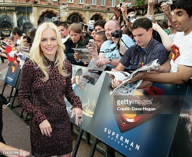 Actress Kate Bosworth meets fans at the UK Premiere of "Superman Returns" at Odeon Leicester Square on July 13, 2006 in London, England.