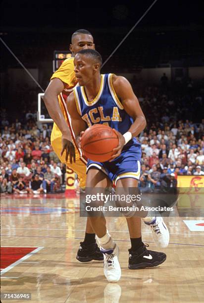 Tyus Edmond 279 Tyus Edney Stock Photos, High-Res Pictures, and Images - Getty Images