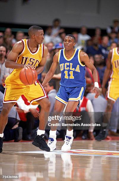 Tyus Edmond 279 Tyus Edney Stock Photos, High-Res Pictures, and Images - Getty Images