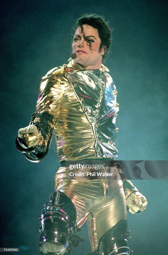 Michael Jackson HIStory World Tour