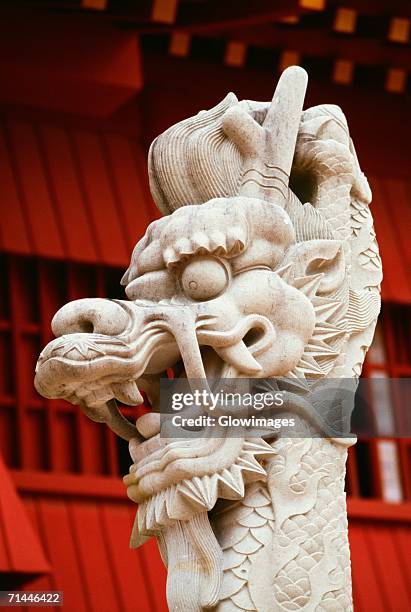 close-up of the statue of a dragon, shuri castle, naha, okinawa, japan - shuri castle 個照片及圖片檔