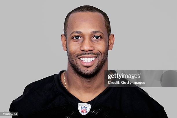 Duane Starks of the Oakland Raiders poses for his 2006 NFL headshot at photo day in Oakland, California.