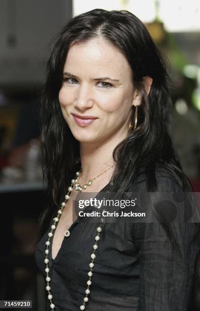 Actress Juliette Lewis arrives for the Little Fish Premiere at the Curzon Soho on July 16, 2006 in London, England.