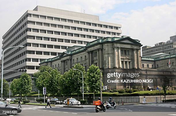 This photo shows the Bank of Japan building in Tokyo, 14 July 2006. Japanese share prices fell sharply in the morning trading before its central bank...