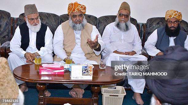 Mah Roona Fazal 119 Fazal Ur Rehman Photos & High Res Pictures - Getty Images