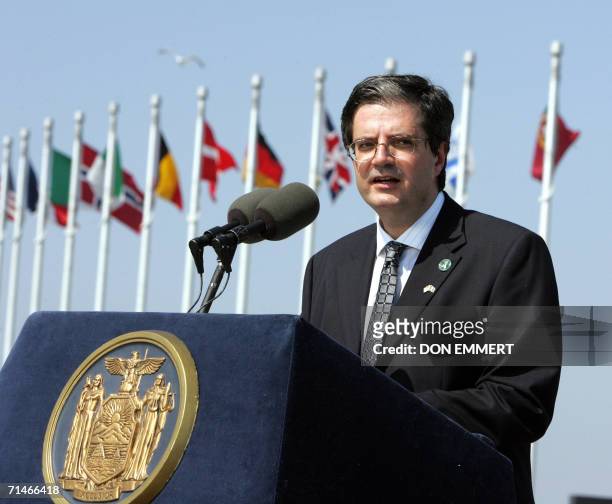 Shirley, UNITED STATES: The Consul General of France, Francois Delattre addresses those gathered at the memorial for TWA Flight 800 on Monday, 17...