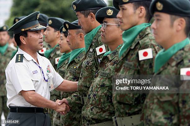 Jsdf General 112 Self Defense Forces Joint Staff Stock Photos, High-Res Pictures ...