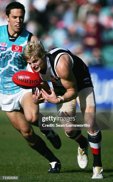 Nick Riewoldt for St Kilda in action during the round 16 AFL match between the St Kilda Saints and the Port Adelaide Power at Aurora Stadium July 23,...