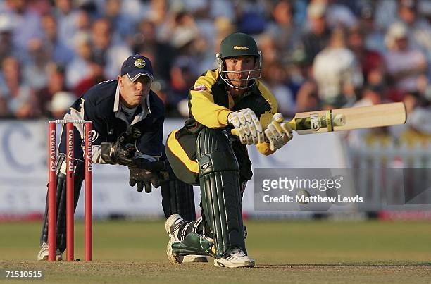 Paul Nixon of Leicestershire looks to sweep the ball, as Niall O'Brien of Kent looks on during the Twenty20 Quarter Final match between...