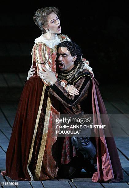 Patrizia Ciof and Rolando Villazon perform in "Lucia di Lammermoor", a three-act opera by Donizetti directed by Paul-Emile Fourny and Marco...