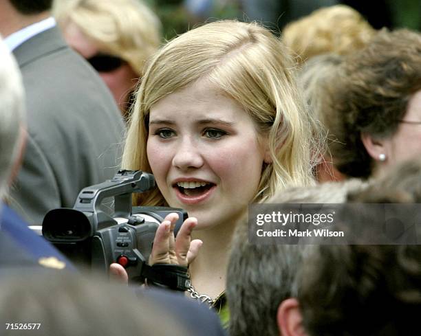 1 266 Elizabeth Smart Photos High Res Pictures Getty Images 1-266-elizabeth-smart-photos-high-res-pictures-getty-images
