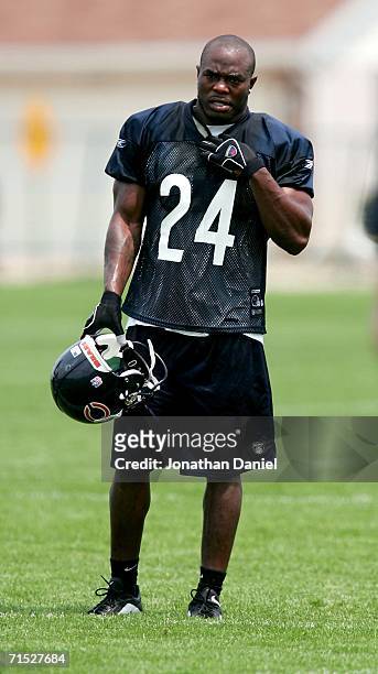 Cornerback Ricky Manning, Jr. #24 of the Chicago Bears watches during the first summer training camp practice on July 27, 2006 at Olivet Nazarene...