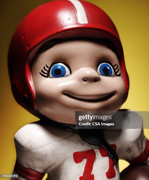 figurine of a football player - bobble head doll stock-fotos und bilder