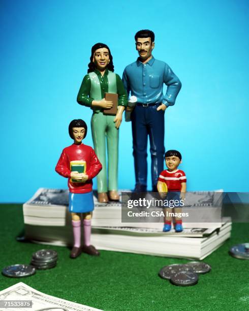 plastic people figurines - miniatures stock pictures, royalty-free photos & images