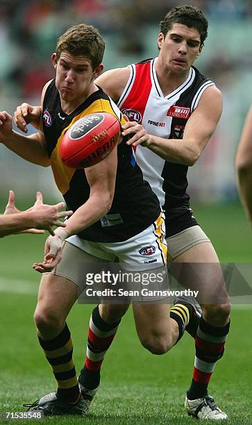 Leigh Montagna for St Kilda and Matthew White for Richmond in action during the round 17 AFL match between the St Kilda Saints and the Richmond...