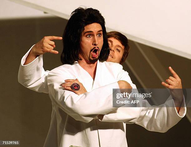 Josef Wagner and Jeremy Ovenden perform during the photo prob for the opera "La Finta Semplice" of Wolfgang Amadeus Mozart 28 July 2006 in Salzburg....