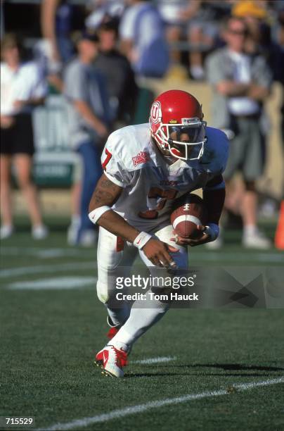 Steve Smith of the Utah Utes runs with the ball during the game against the California Golden Bears at the Memorial Stadium in Berkeley, California....