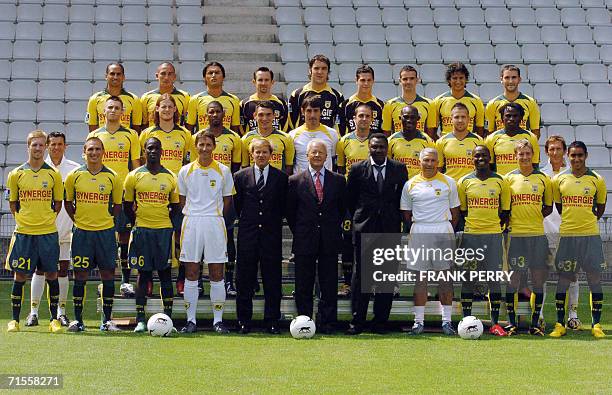 French Nantes' football team poses 01 August 2006 at the La Beaujoire stadium in Nantes. First row, from left : Christian Wilhelmsson of Sweden,...