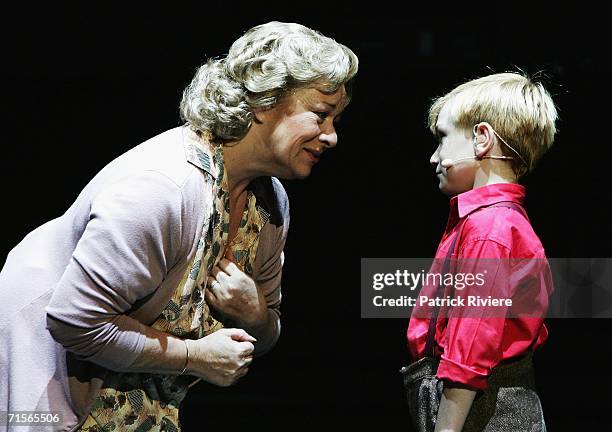 Singers Colleen Hewett and Shardyn Fahey-Leigh perform at the media call for 'The Boy From Oz', a musical based on the life of 1970's...