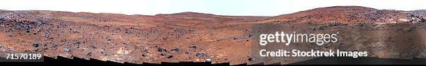 "in late november 2005 while descending husband hill, nasa's mars exploration rover spirit took this detailed panorama so of the inner basin." - mars panorama stock-fotos und bilder