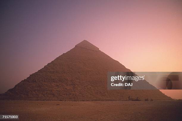 Tre Pyramids 129 Historia De Las Tre Piramides De Egipto Stock Photos, High-Res ...