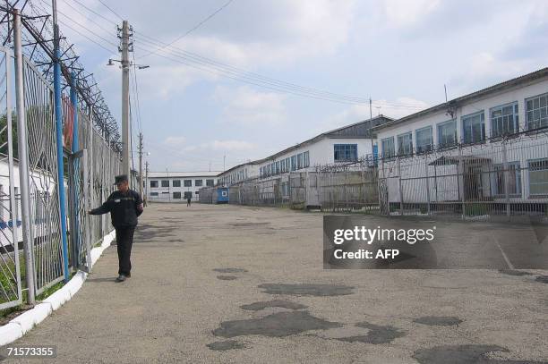 Irkutsk, RUSSIAN FEDERATION: FILES - A picture taken 11 July 2005 shows prison 19 in the Irkutsk region of Siberia. The German gouvernment called up...