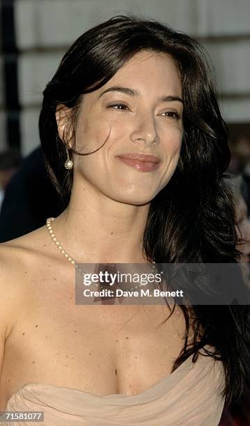 Actress Jaime Murray arrives at the UK premiere of "Volver," at the Curzon Mayfair on August 3, 2006 in London, England.