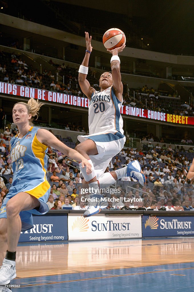 Chicago Sky v Washington Mystics