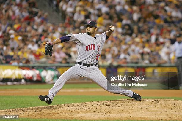 American League All-Star pitcher Johan Santana delivers a pitch against the National League during the 77th MLB All-Star Game on July 11, 2006 at PNC...