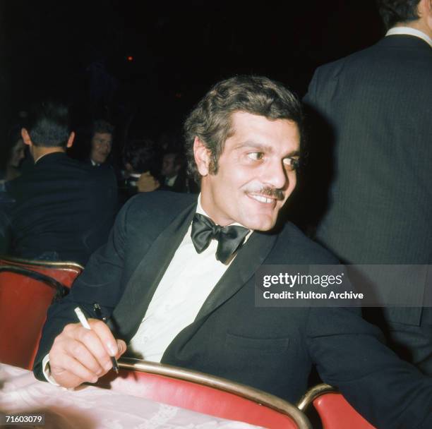Omar Sharif Photos and Premium High Res Pictures - Getty Images